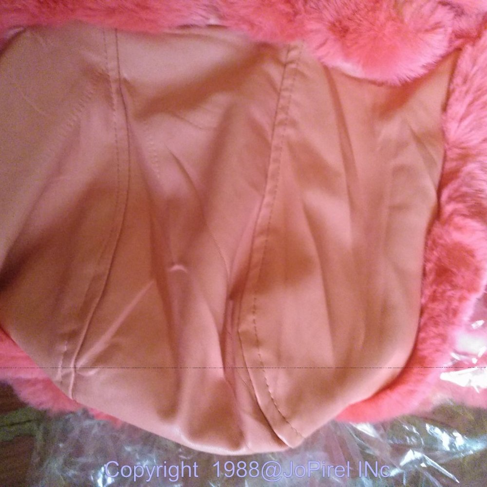 Vintage Austin Powers J&X Pink Long Shawl Faux Fur Hooded Sleeveless Jacket - Picture 9 of 9
